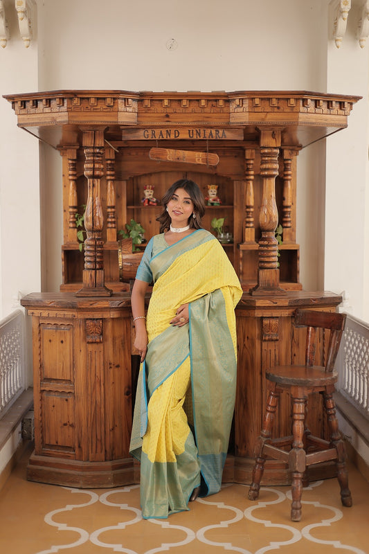 Premium Kanjivaram Silk Saree with Traditional Zari Weaving