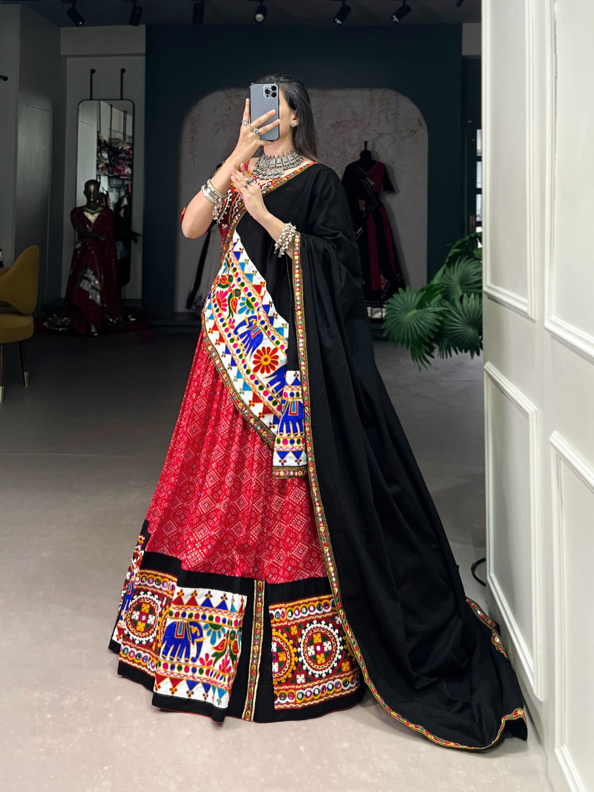 Traditional Gamthi & Mirror Work Chaniya Choli