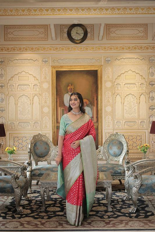 Classic Kanjivaram Silk Saree with Rich Zari Weaving