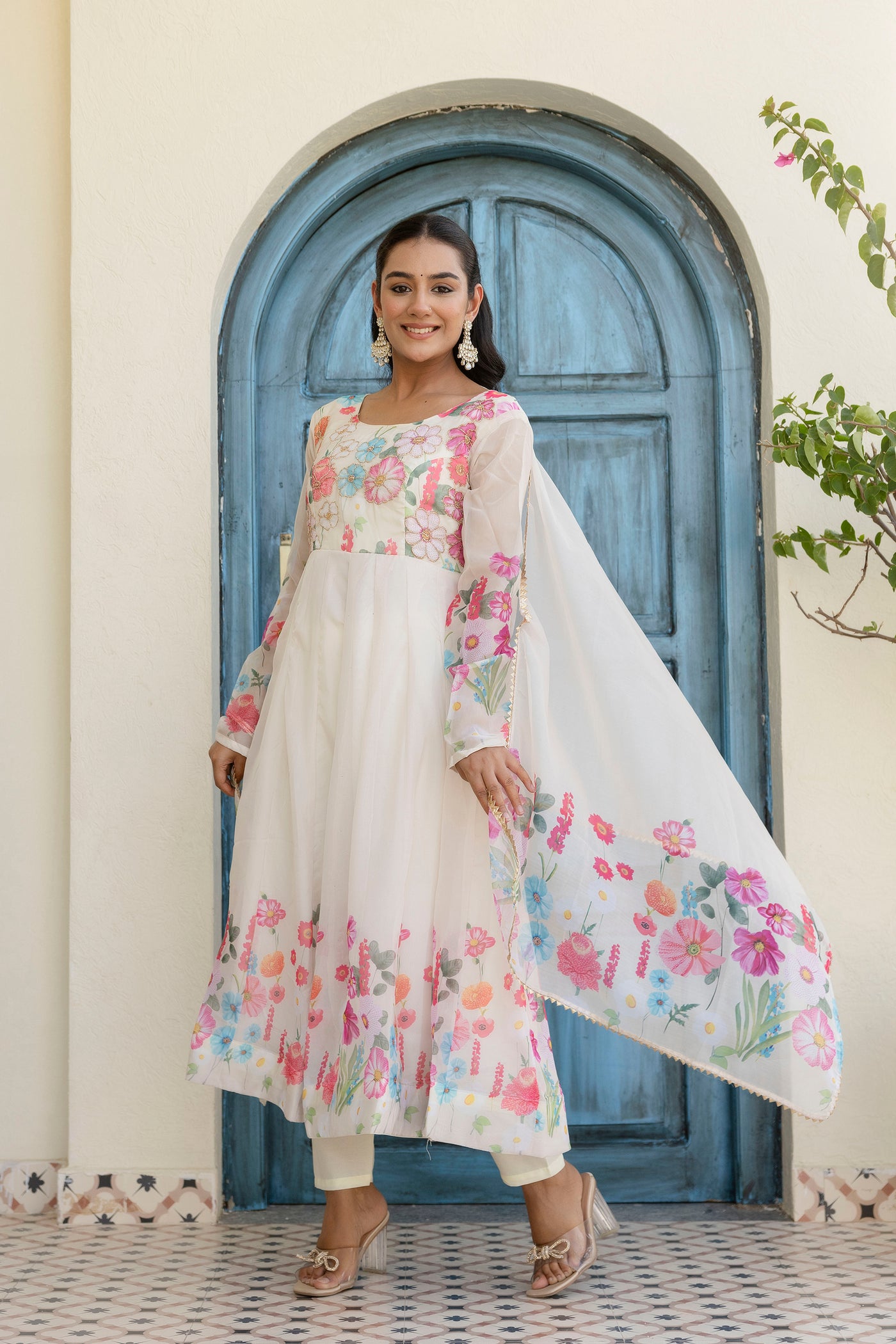 White Color Heavy Organza Silk Anarkali With Fancy Dupatta