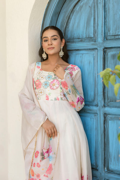 White Color Heavy Organza Silk Anarkali With Fancy Dupatta