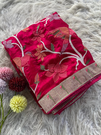 Soft Space Silk Saree With Colorful Thread Work And Muniya Border
