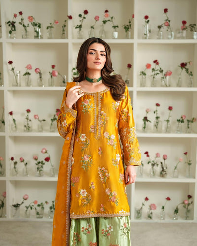 Velora – Sequin Embroidered Crepe Silk Ethnic Set