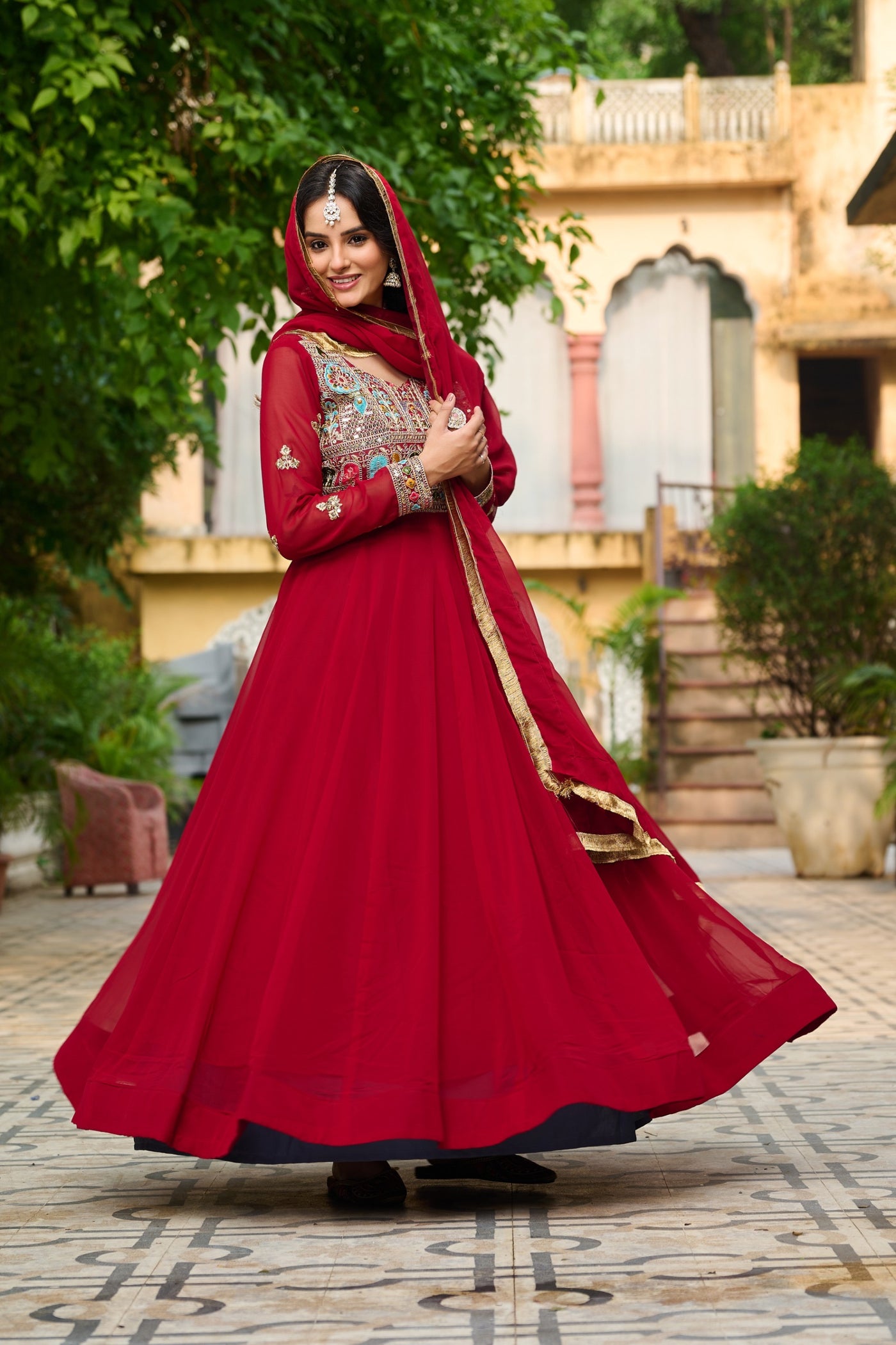 Charming Ethnic Gown With Multi-Thread Work And Zari Lace Dupatta