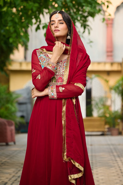 Charming Ethnic Gown With Multi-Thread Work And Zari Lace Dupatta