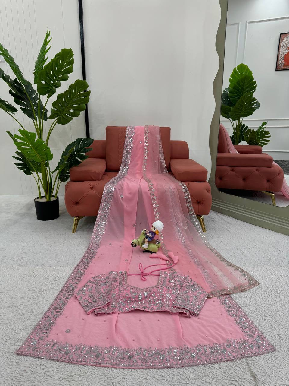 Pink Embroidery Saree With Silver Accents