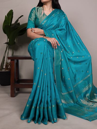 Elegant Saree With Zari Weaving Work