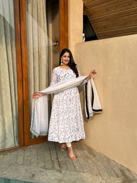 White Floral Anarkali Suit With Black And Gold Embroidery Dupatta