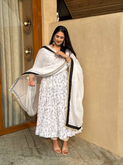 White Floral Anarkali Suit With Black And Gold Embroidery Dupatta
