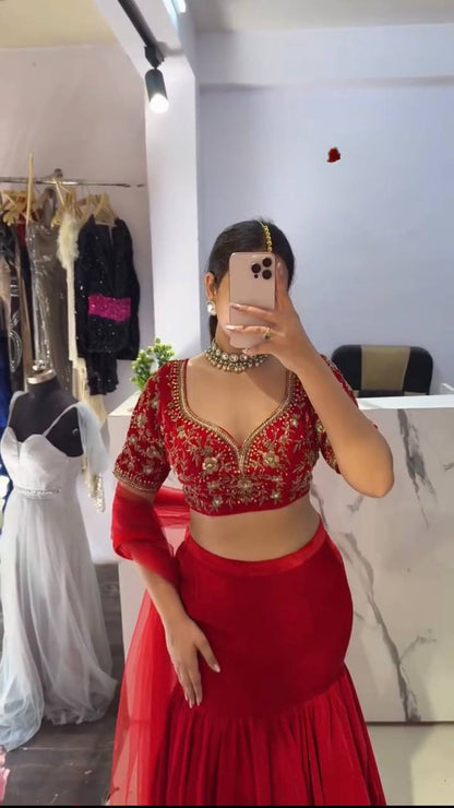 Red Embroidered Sweetheart Neck Blouse with Mermaid Lehenga Skirt And Net Dupatta Set