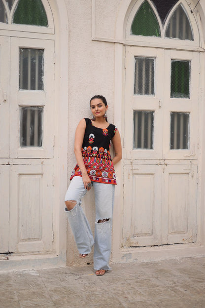 Black Sleeveless Gamthi Embroidered Top with Multicolor Mirror Work