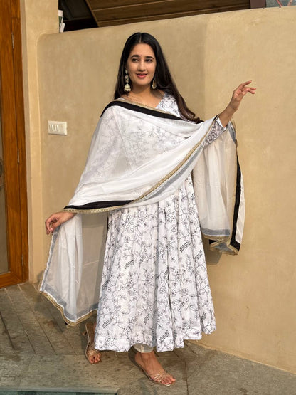 White Floral Anarkali Suit With Black And Gold Embroidery Dupatta