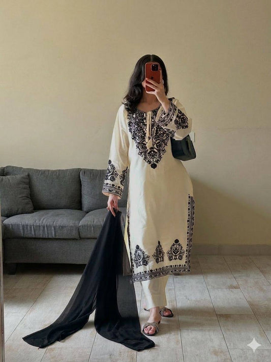 White Embroidery Kurti With Black Dupatta And Pants