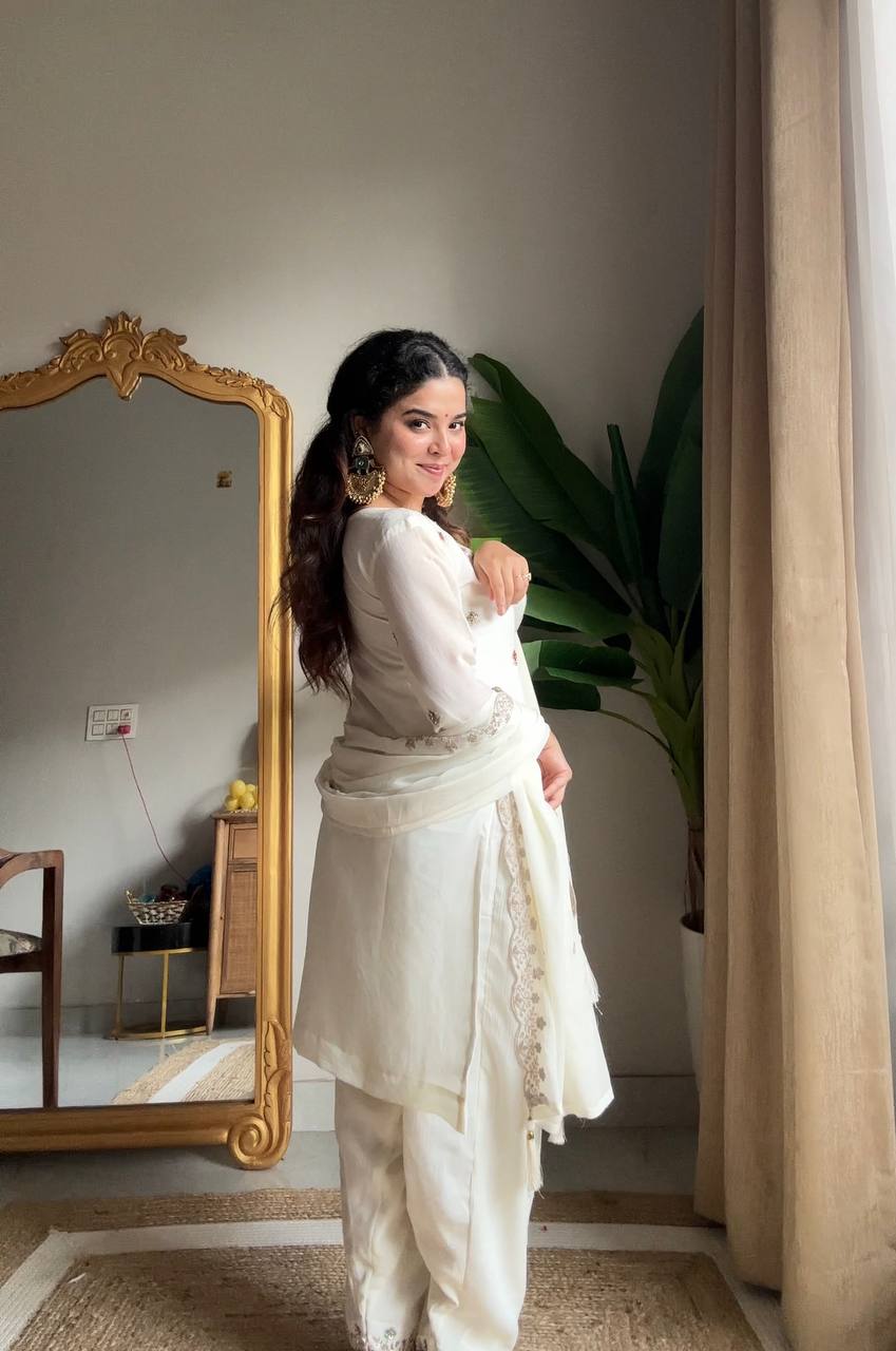 Elegant Embroidery Salwar Suit With Dupatta