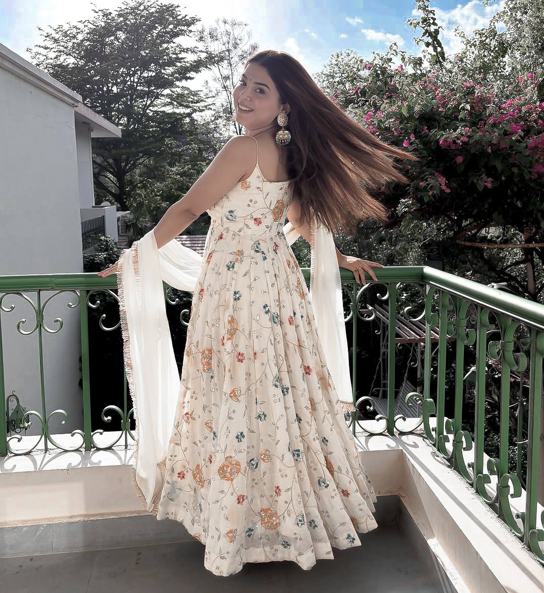 Off White Floral Embroidered Anarkali Gown With Spaghetti Straps And Dupatta