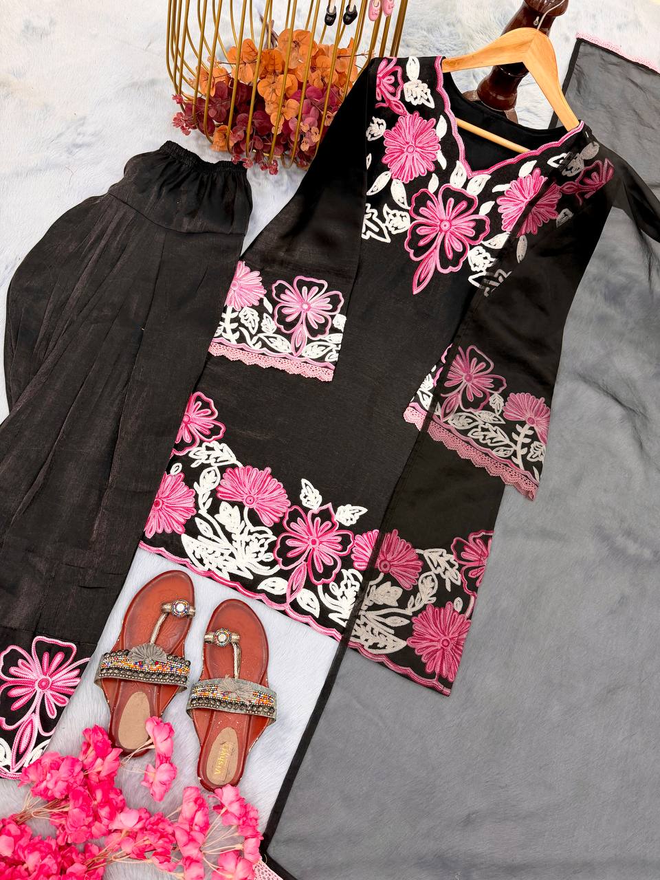 Black Floral Embroidered Kurta Set With Lace Dupatta