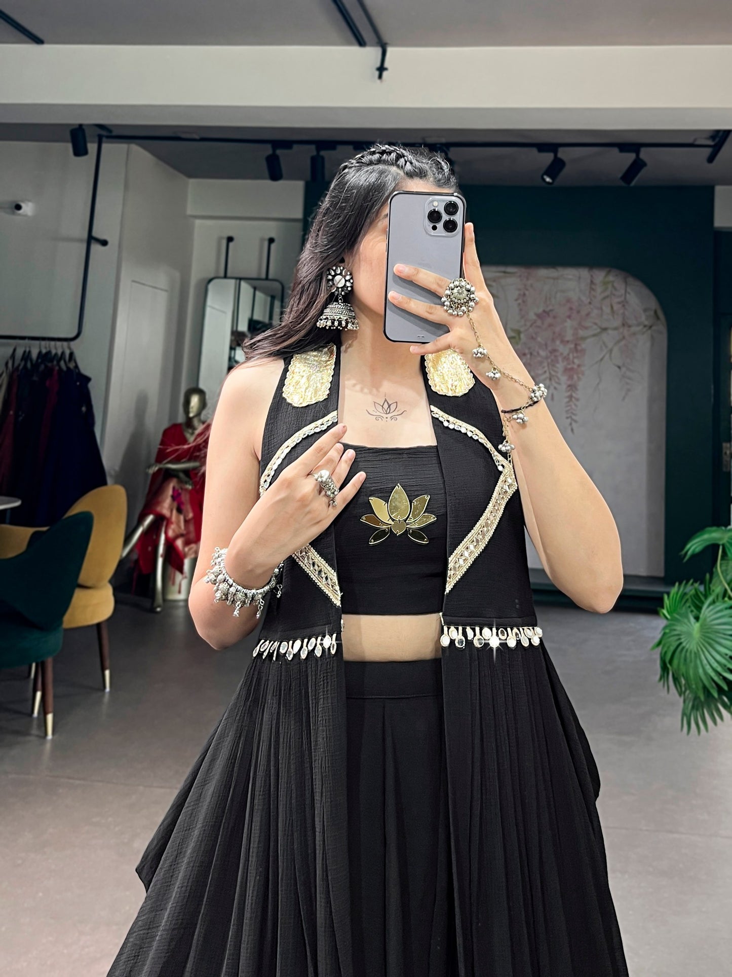 Black 6 meter Flared Lehenga Choli With Embroidery Blouse