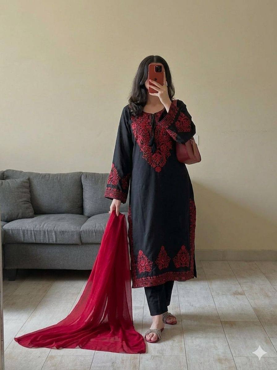 Black Embroidery Kurti With Red Dupatta And Black Pants