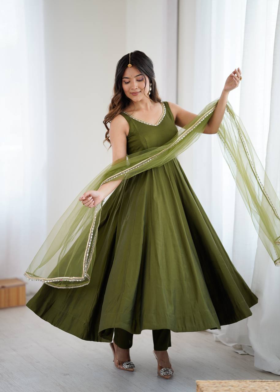 Elegant Flared Anarkali Gown With Dupatta