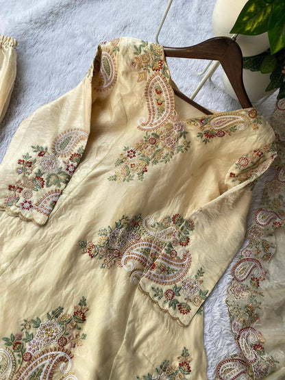 Floral-Paisley Thread Work Kurta Set With Flared Palazzo