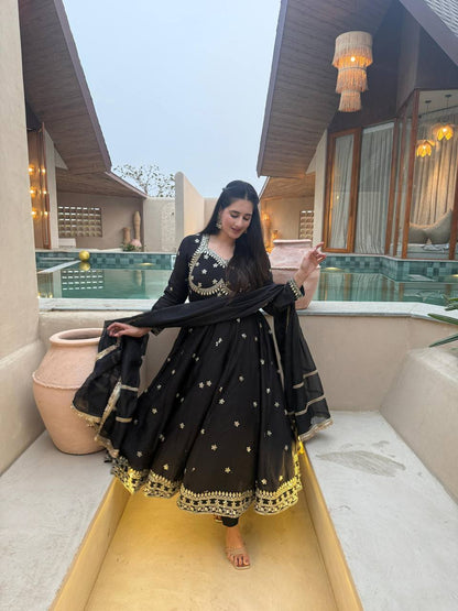 Elegant Black Anarkali Set With Gold Embroidery And Dupatta