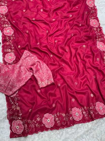 Designer Floral Border Saree With Brocade Un-Stitched Blouse