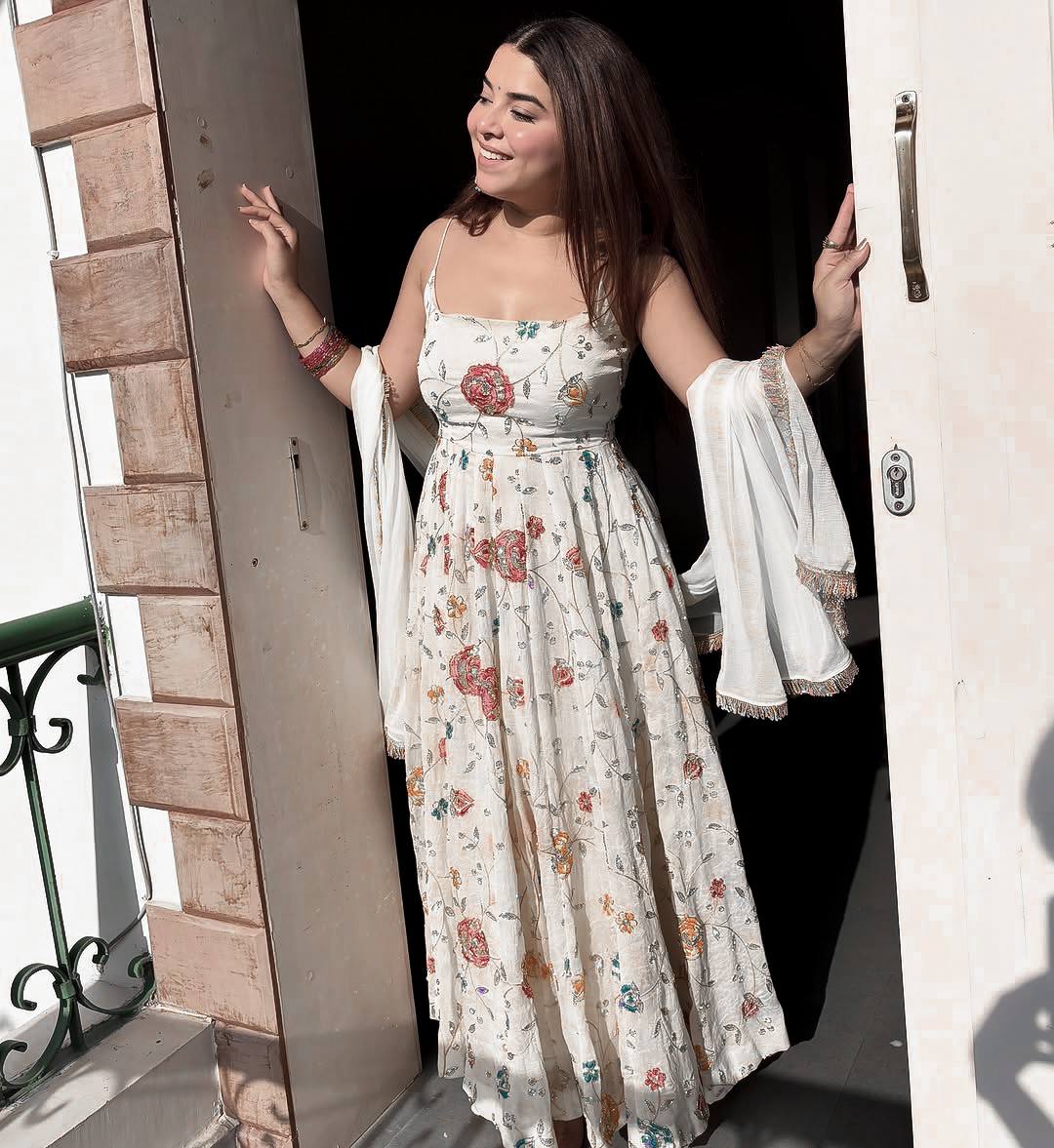 Off White Floral Embroidered Anarkali Gown With Spaghetti Straps And Dupatta