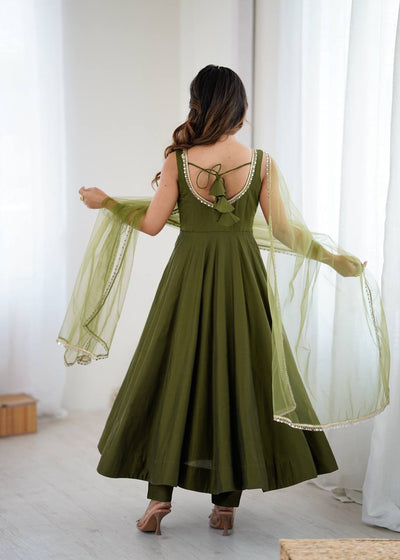 Elegant Flared Anarkali Gown With Dupatta